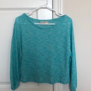cropped sweatshirt